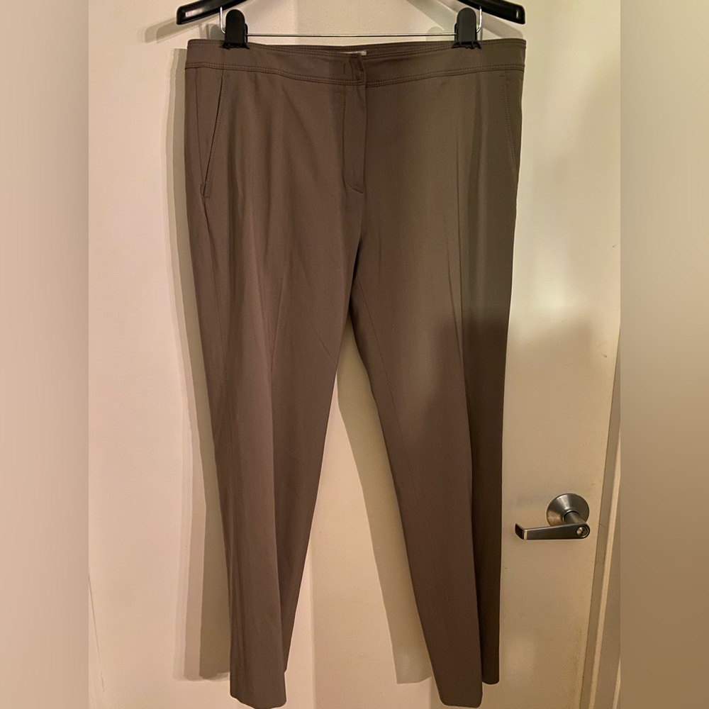 Burberry taupe size 12 women’s trousers pant